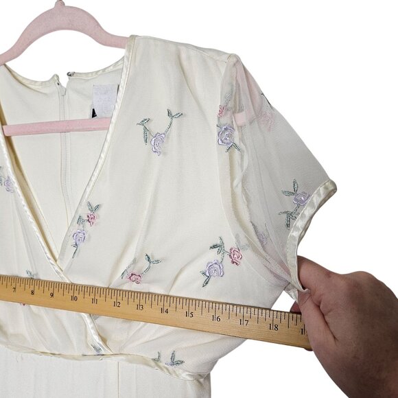 Vintage 90s Y2K Maurices Cream Embroidered Maxi Dress Sheer Floral Slit Size 7-8 - Picture 7 of 10